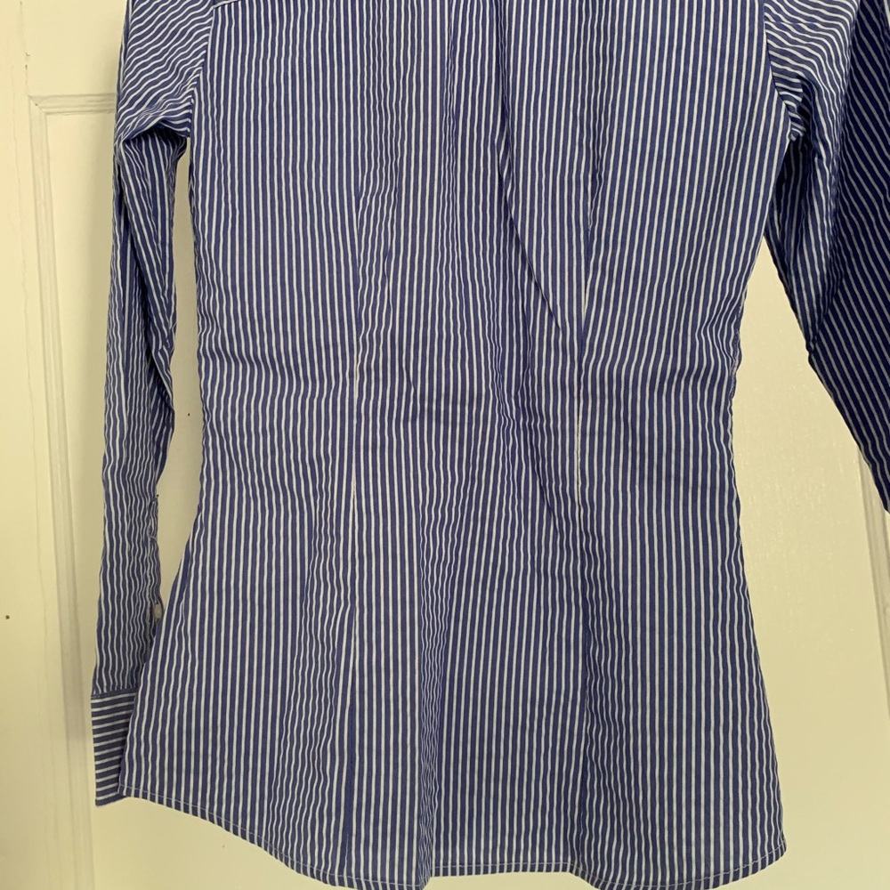 H&M Fitted Button Down - Picture 3 of 4